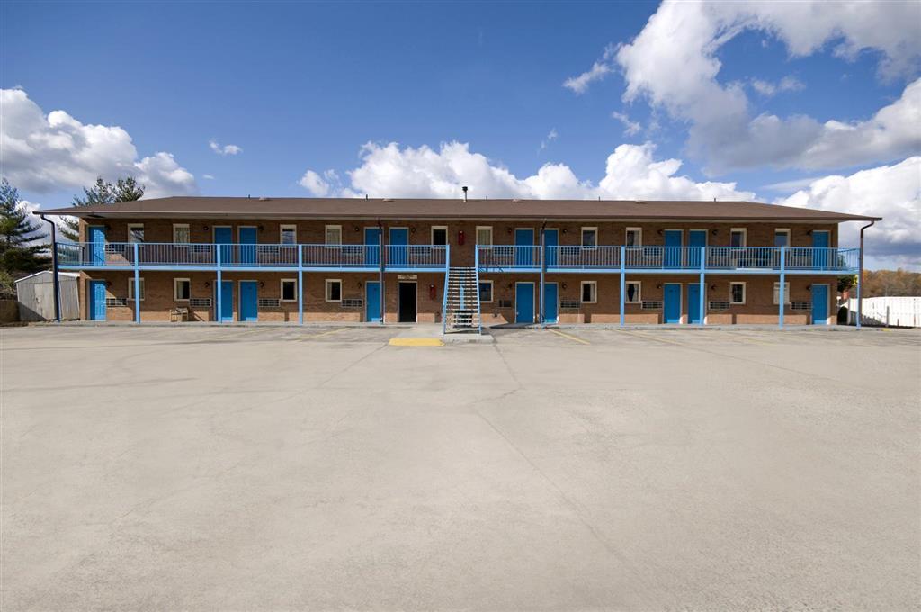 Americas Best Value Inn - Roxboro Экстерьер фото
